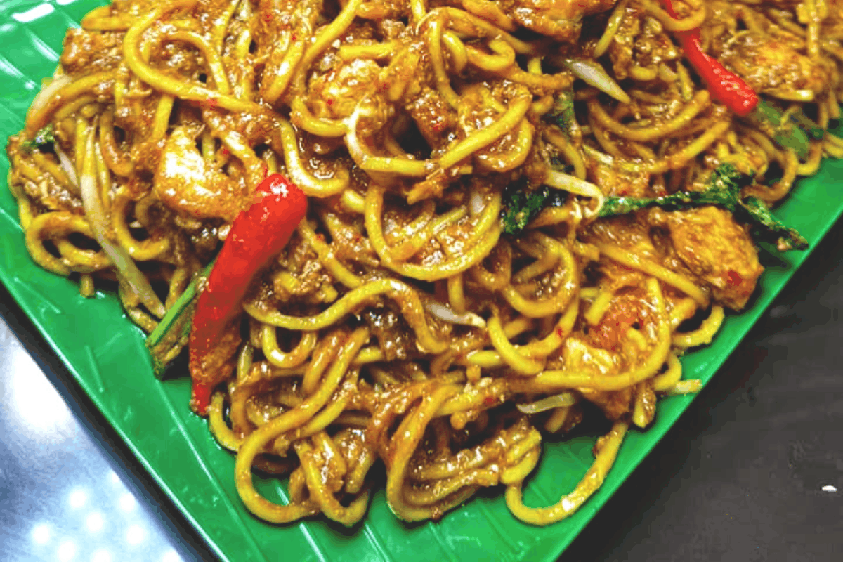 7 Resepi Mee Goreng Mamak Simple, Basah dan Kering