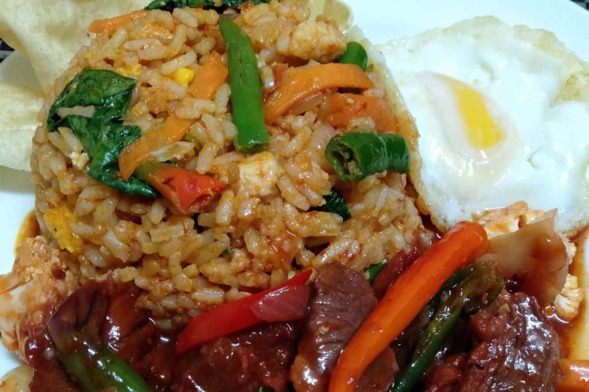 4 Resepi Nasi Goreng USA Dengan Udang, Sotong dan Ayam